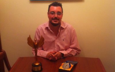 ‘El Atril’ gana un Victory Award